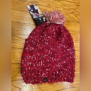 Cute NWT Cuddl Duds Winter Hat w/Pompom